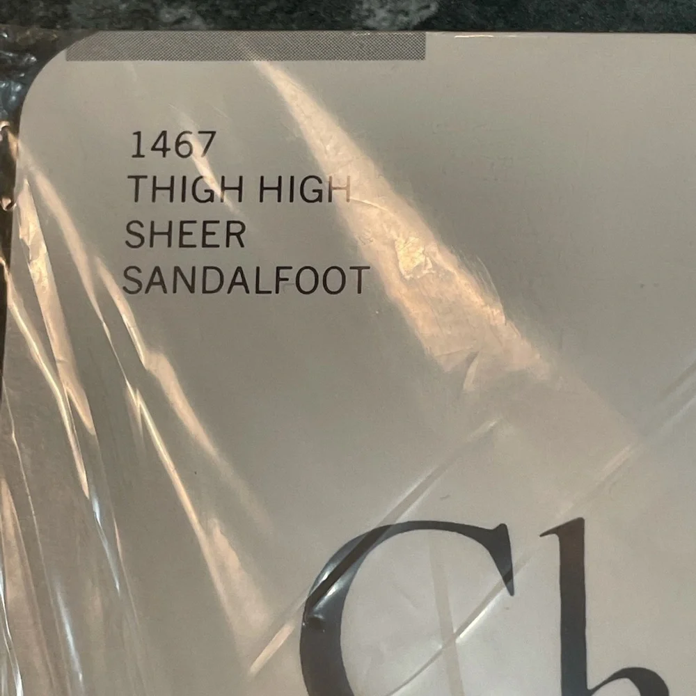 Christian Dior Thigh-Hi Sandalfoot Nylon Stockings Alabaster Med/Tall.